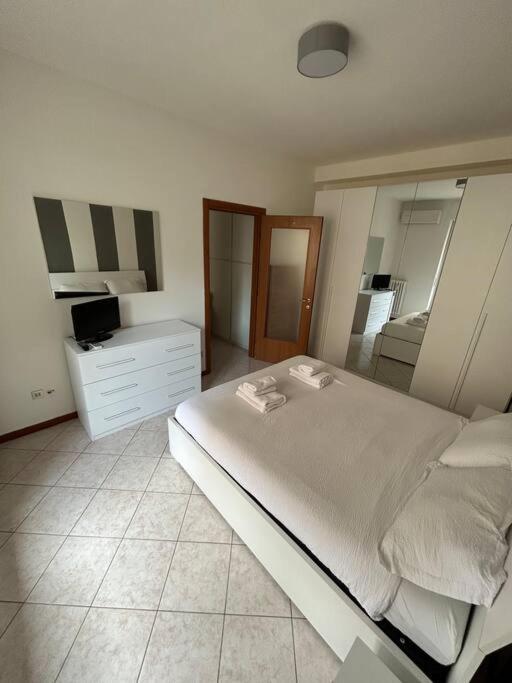 Cozy Apartment San Siro - Fiera Milánó Kültér fotó